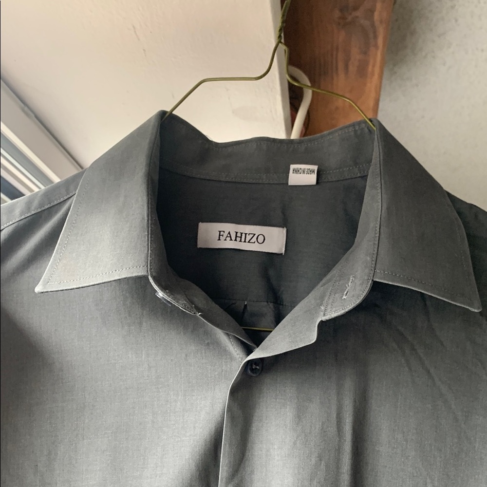 FAHIZO Men’s Charcoal Gray Button-Up Dress Shirt